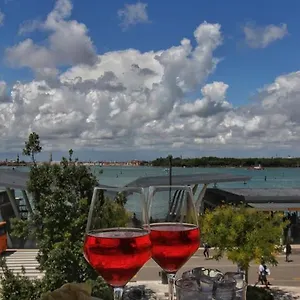 hotel-belvedere-venice-lido.hotelslidodijesolo.com/