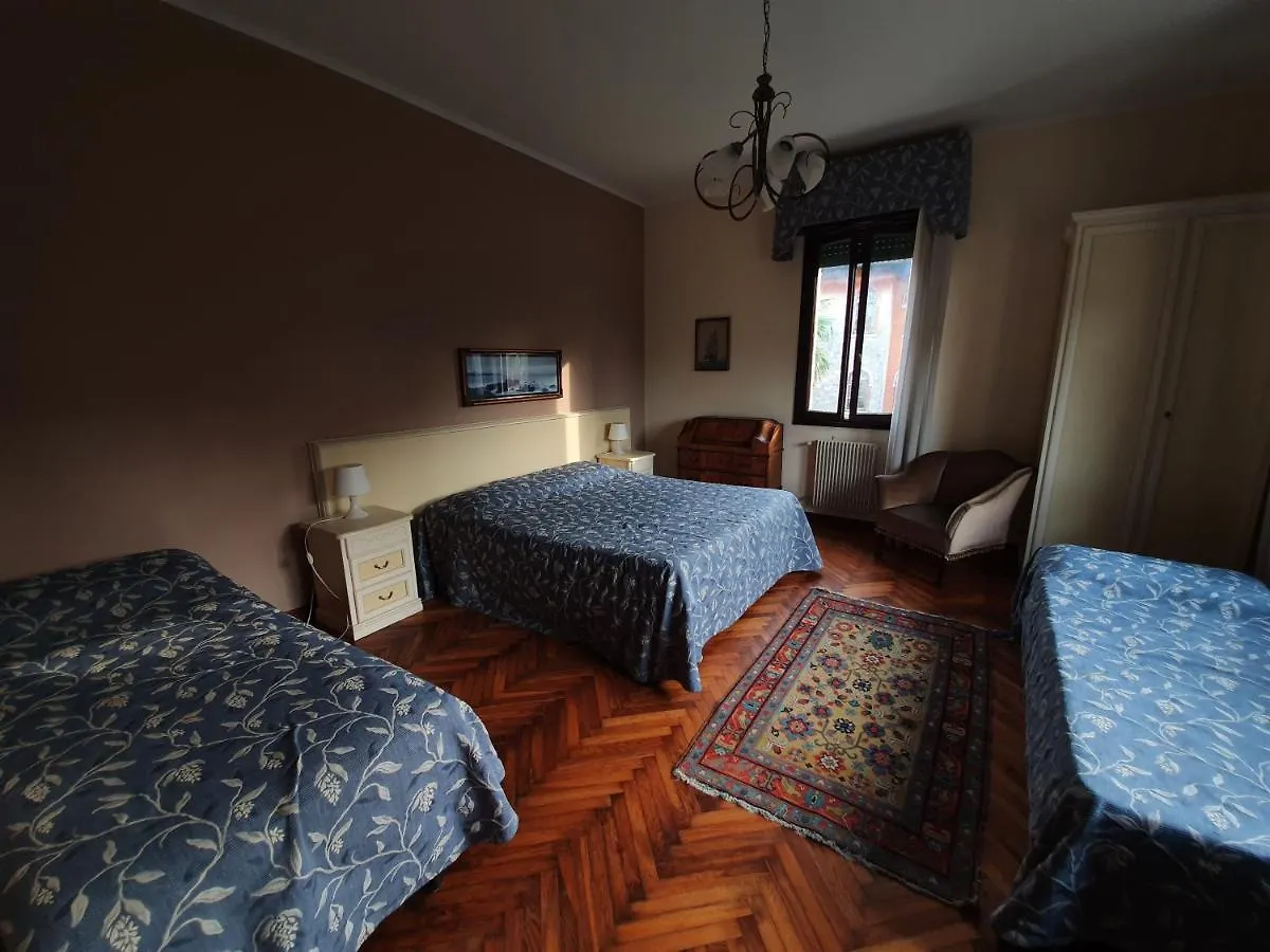 Villa Berghinz Lido di Venezia Itália